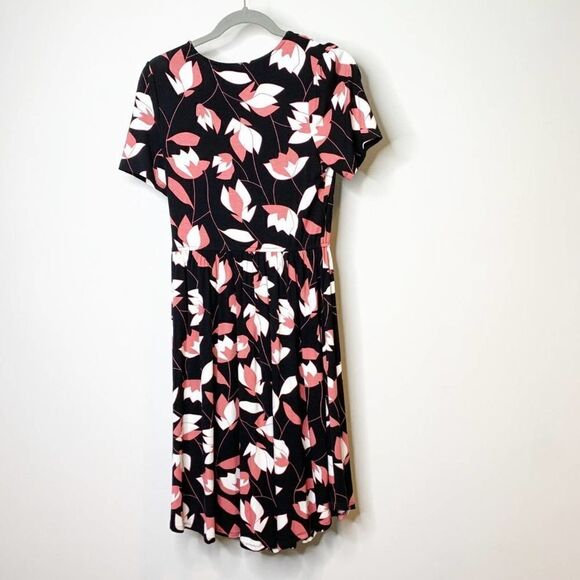 Modcloth Womens Black Floral Short Sleeves Round Neck A Line Dress Size Medium - Picture 2 of 6